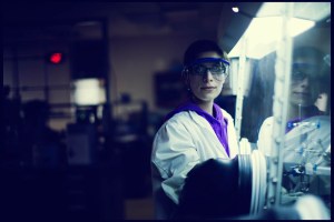 Photo of Jenna at work in the Green Chemistry & Catalysis Group
