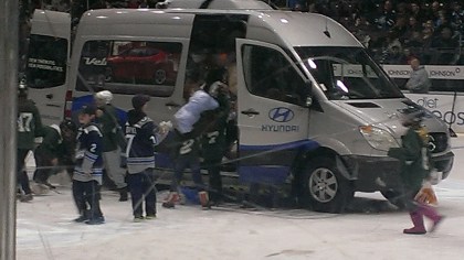 Teddy Toss Success - The van is full